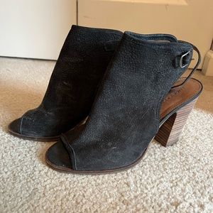 Lucky Brand Black/Brown Heels